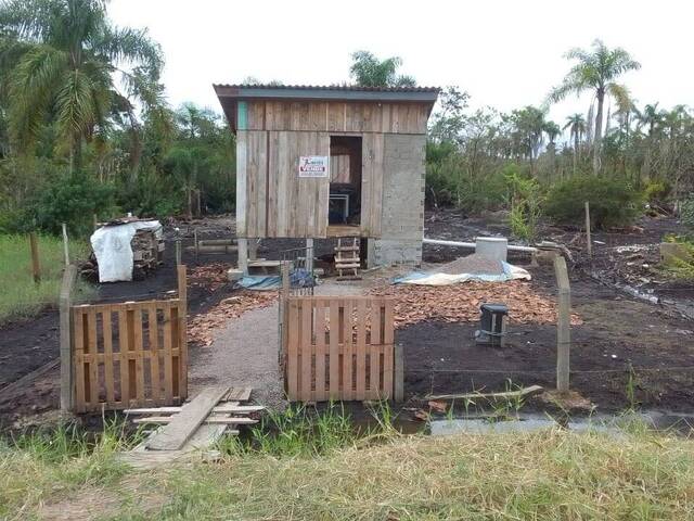 #V2504 - Casa para Venda em Antonina - PR